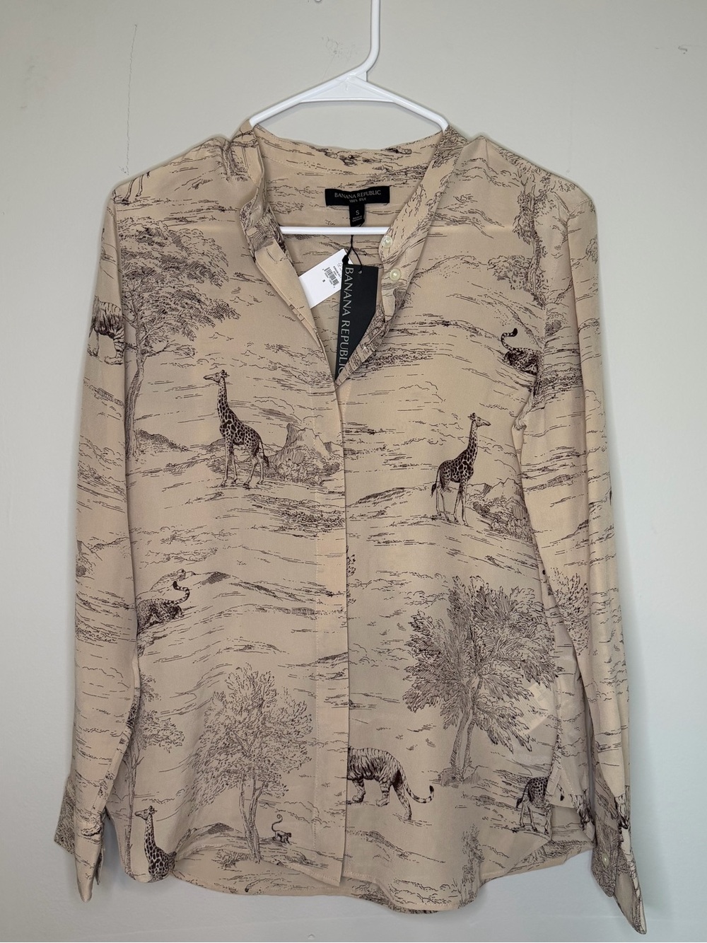 Banana Republic 100% SILK Button-Down with Safari Animal Print, Size S, NWT!